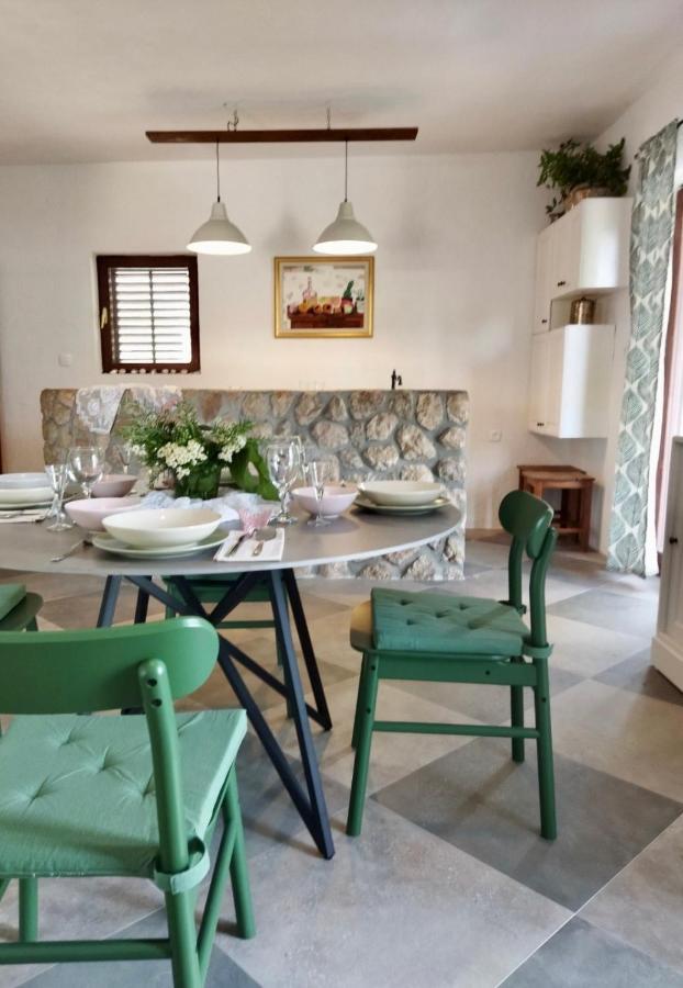 Holiday Home Bukovac Klimno Luaran gambar