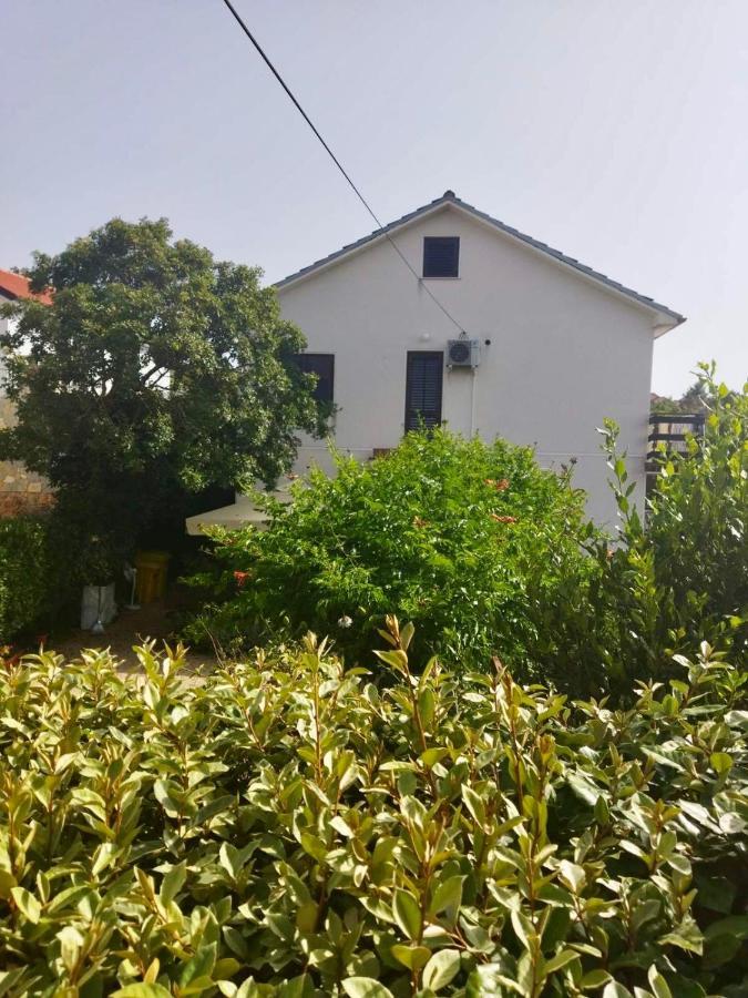 Holiday Home Bukovac Klimno Luaran gambar